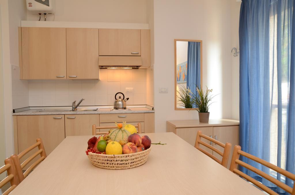 Residence Il Gabbiano Varigotti Habitación foto